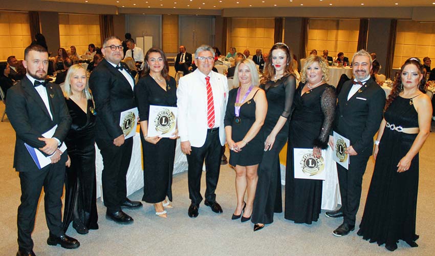 Karşıyaka Mavişehir Lions Kulübü Yeni Üyelerini Karşıladı