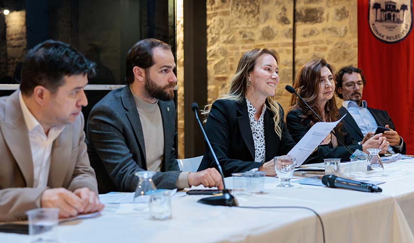 Havra Sokağı için bir arada