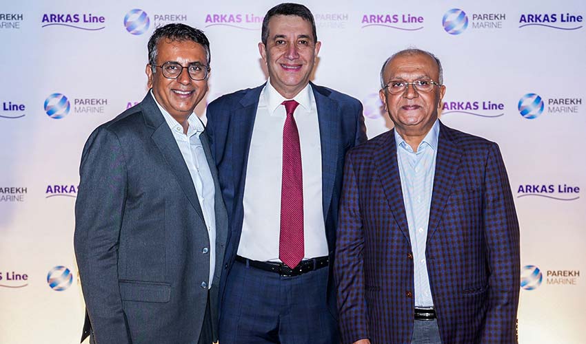 Mumbai, Hindistan'da Yeni  Servisini Tanıttı