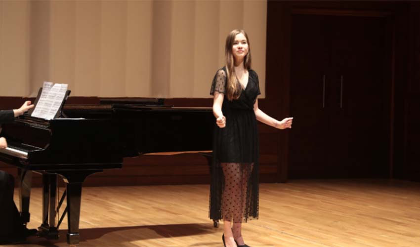 Genç solistler ilk elemelerde ter döktü