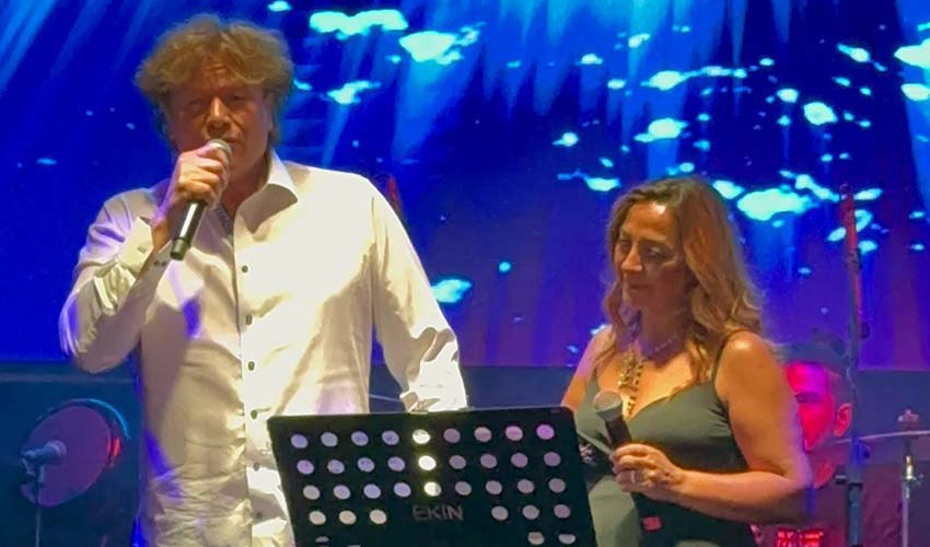 Alpay eseri ile çok özel bir  Türk Yunan  düeti