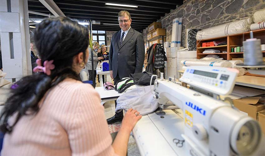 İşaret dili tercümanları, hastane işlemlerinde sağır vatandaşların yanında olacak