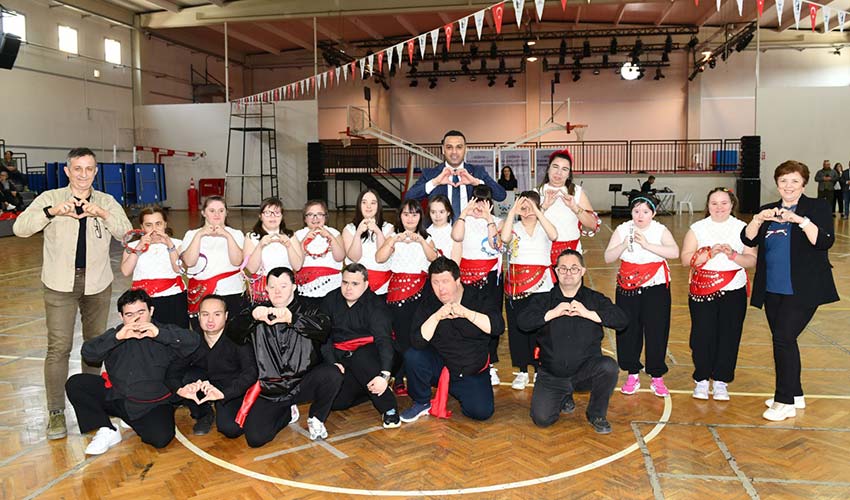 Renkli ve Coşkulu Etkinlik