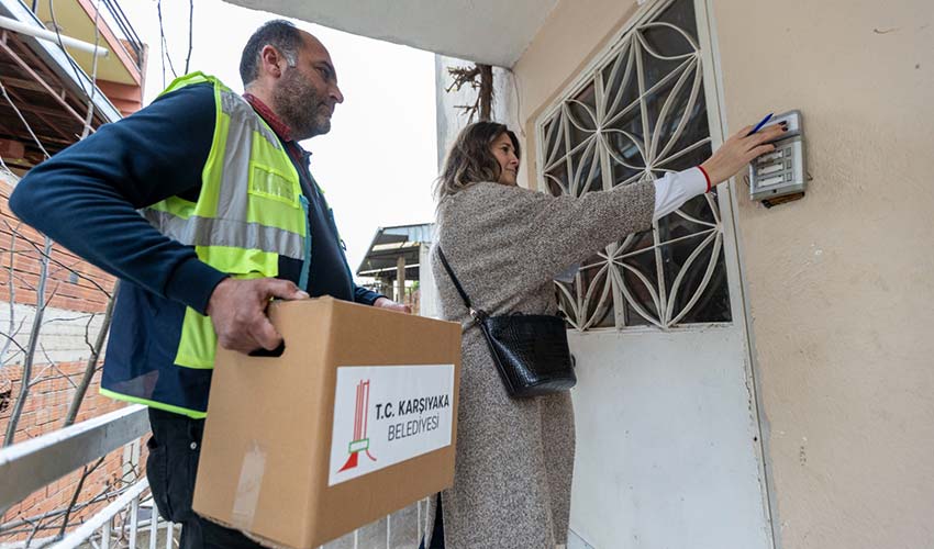 İhtiyaç sahiplerine Ramazan kolisi