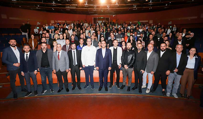 Başkanı Erman Uzun,  mesai arkadaşlarıyla bayramlaştı