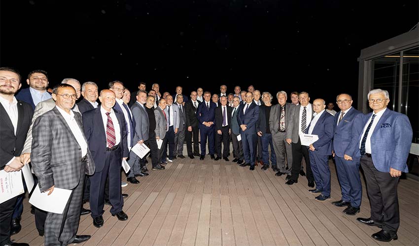 İzmir aslanlar gibi burada duruyor