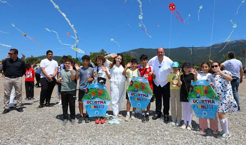 Uçurtma Şenliği Coşkuyla Gerçekleşti