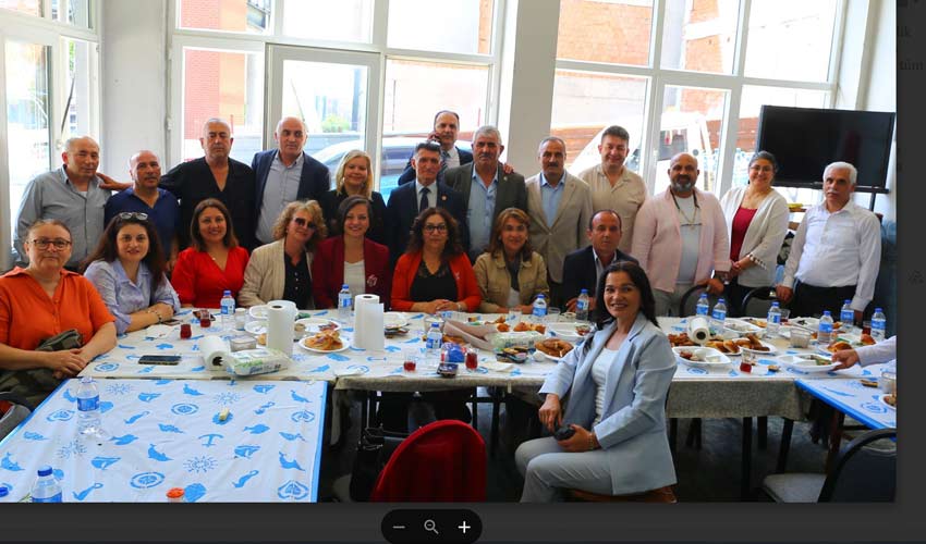 Başkan Kınay’a sürpriz kahvaltı