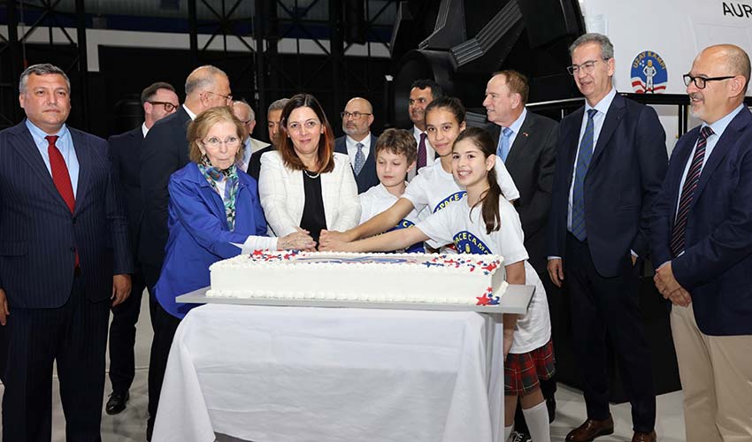 25 yılda 300 bin uzay meraklısına ilham verdi