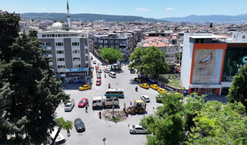 Buca Üçkuyular Meydanı’na yeni trafik düzeni geliyor
