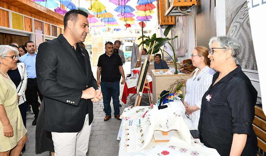 Çiğli’de yıl sonu sergisi