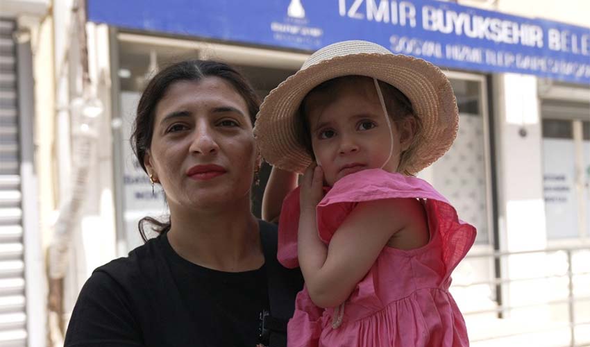Büyükşehir Belediyesi İzmirli annelerin arkasında