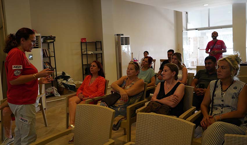 Çeşme Belediyesi ve AKUT’tan Temel Afet Bilinci Eğitimi