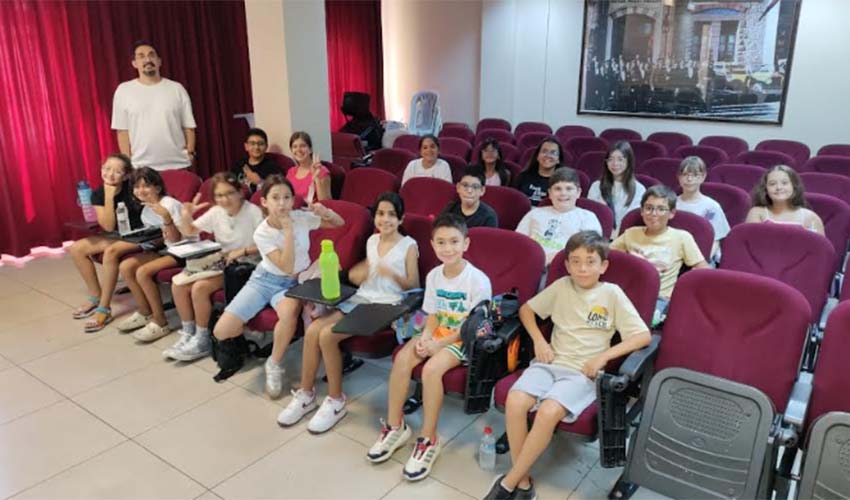 Çiğli Belediyesi Gençlik Tiyatrosu yeni sezon için çalışmalara başladı