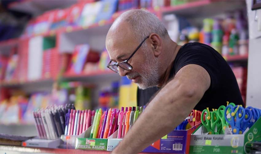 Öğrencilere 48 milyonluk kırtasiye desteği