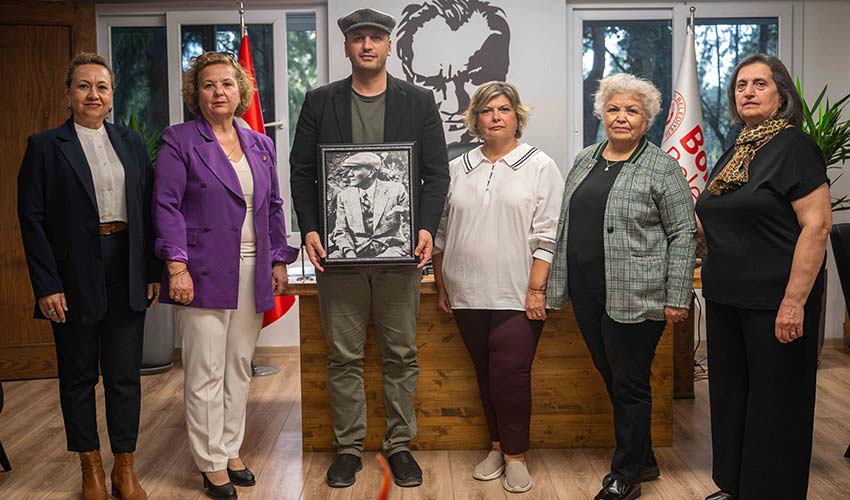 Şapka Devrimi’nin 100. yılında anlamlı ziyaret