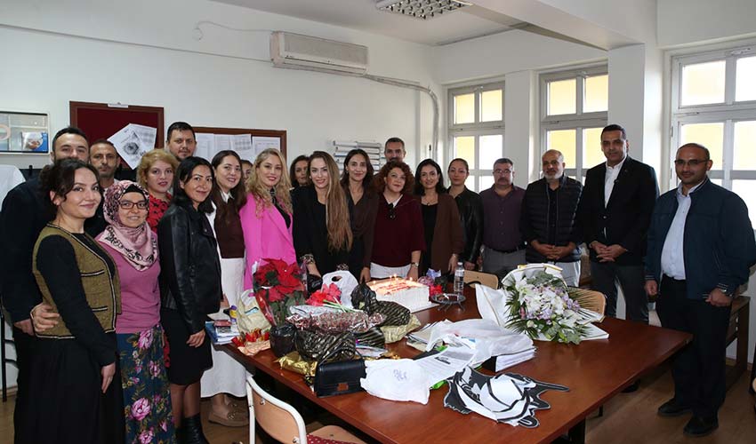 Öğretmenler Günü’nde Anlamlı Kutlama