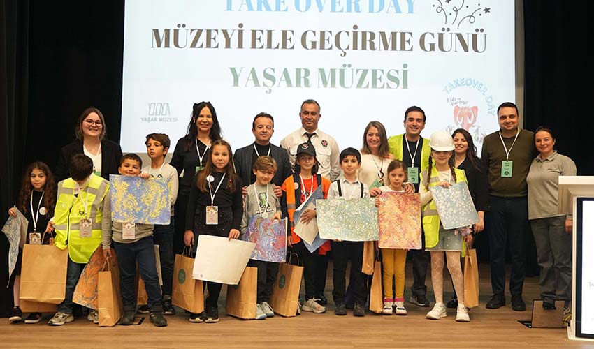 Çocuklar Müzenin Yönetimini Ele Geçirdi