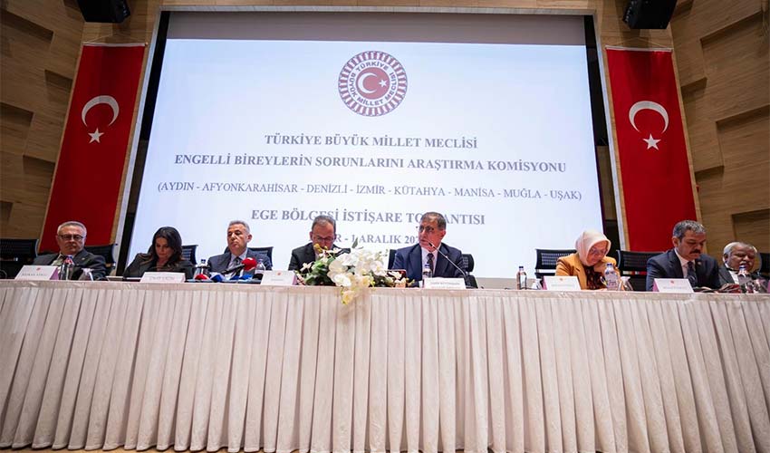 Engelli sorunları ve talepleri İzmir’de masaya yatırıldı