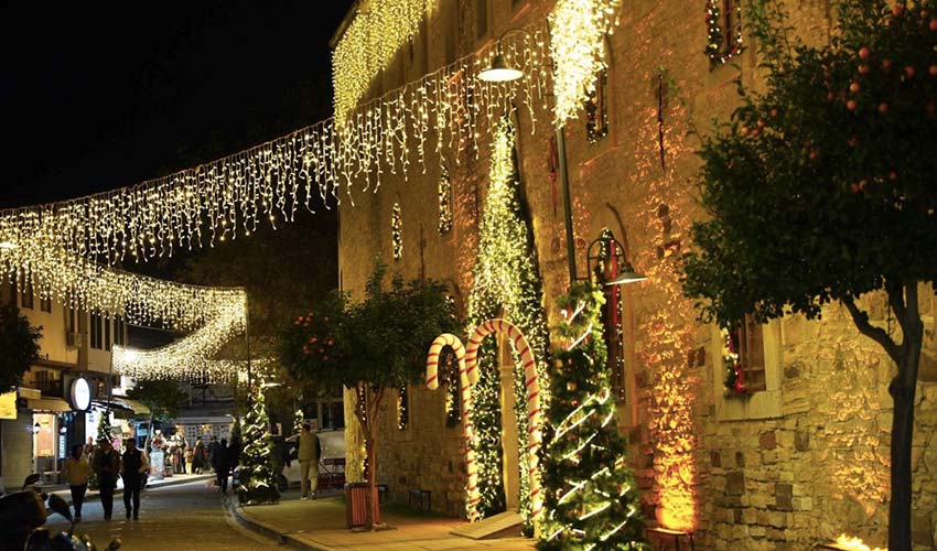 yılbaşı coşkusu meydanlara taşınıyor