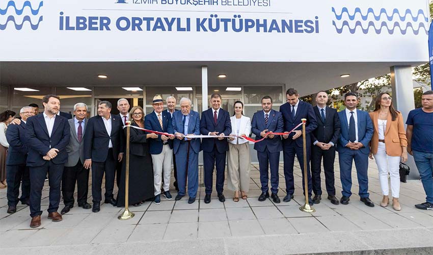 Kitap kurtları, İzmir’in kütüphanelerini çok sevdi