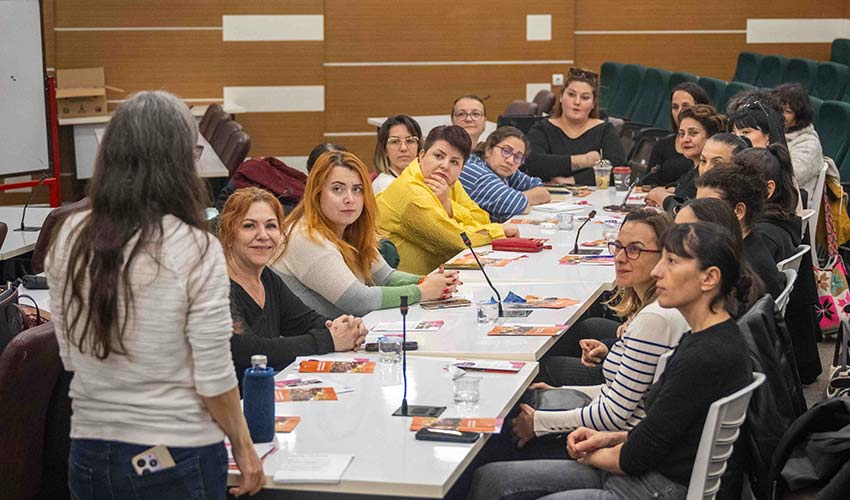 Toplumsal cinsiyet eşitliği için kurumsal eğitim