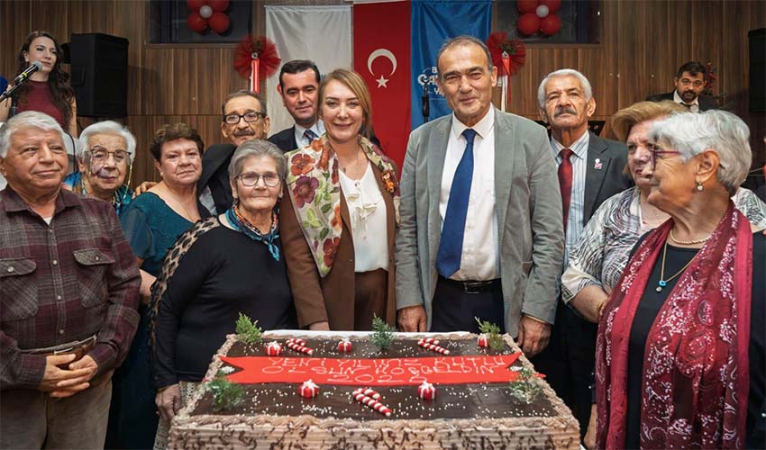 Huzurevinde yeni yıl coşkusu