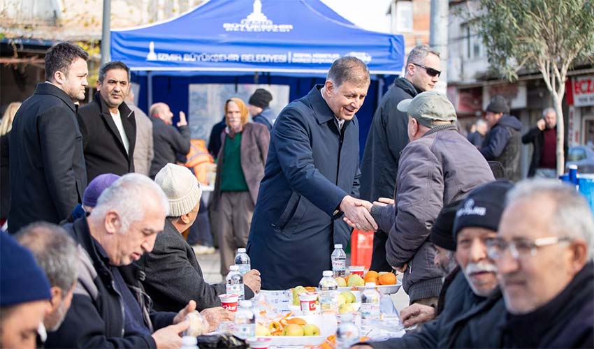 Yılın son gününde Başkan Tugay’la dayanışma sofrasında buluştular