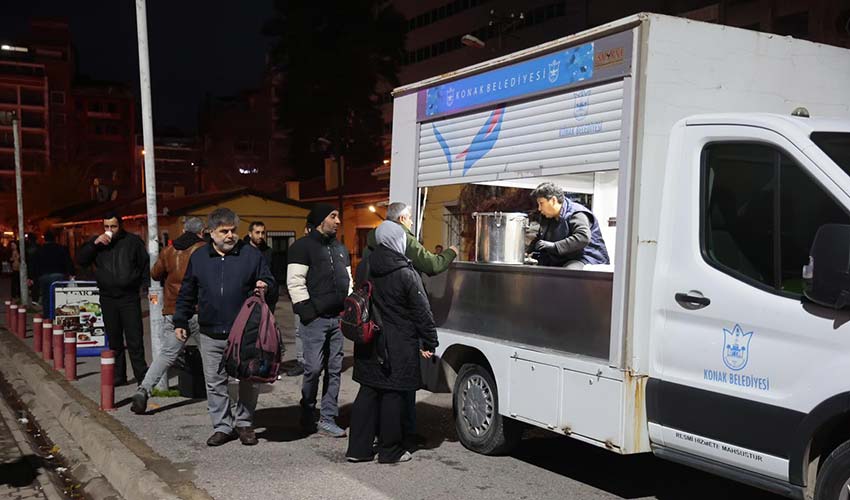 Soğuk kış sabahlarında sıcak çorba