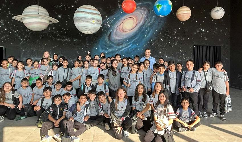 Astronomi, Havacılık ve Uzay Kampüsü’nü 1 Haftada 1.100 Kişi Ziyaret Etti