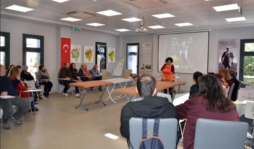 Çocuklara tohum, ailelerine sirke yapım atölyesi