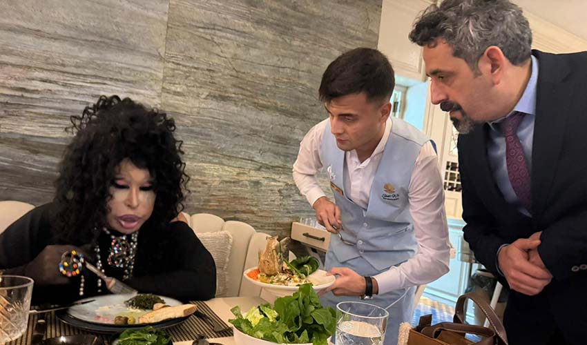 Bülent Ersoy'un Les Ambassadeurs’ta Balık Keyfi