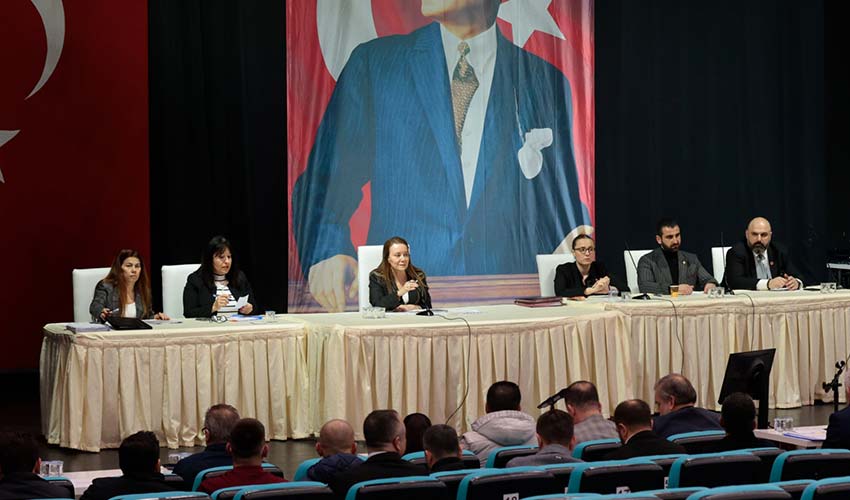 Konak Meclisi’nde 6 Şubat depremleri anıldı