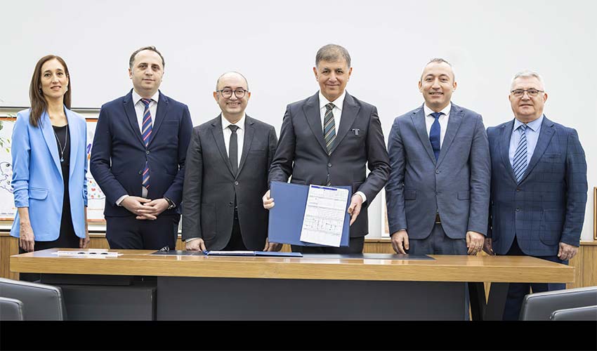 Başkan Tugay’dan tarihi imza