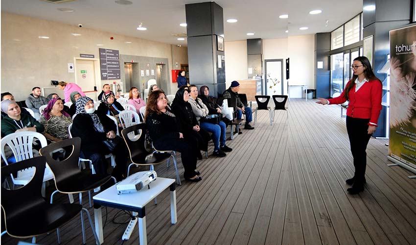 Hem üretiyor hem bilinçleniyor