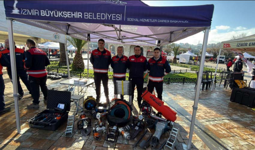 30 Ekim ve 6 Şubat’ın sessiz tanıkları İzmir’de sergilendi