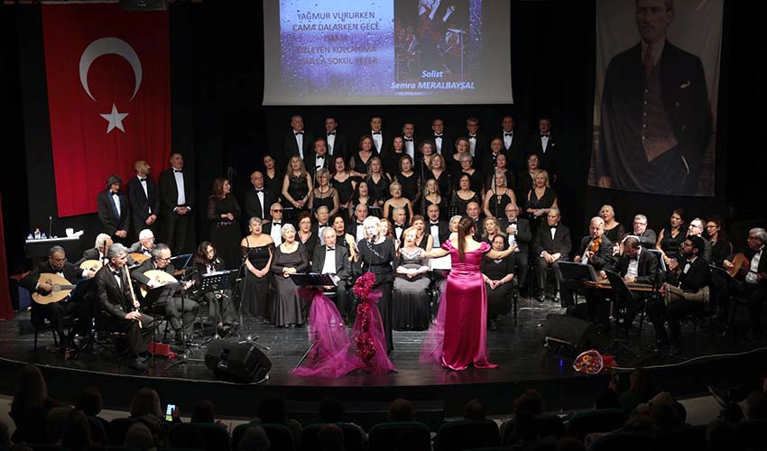 Konak’ta şarkılar sevgiyi anlattı