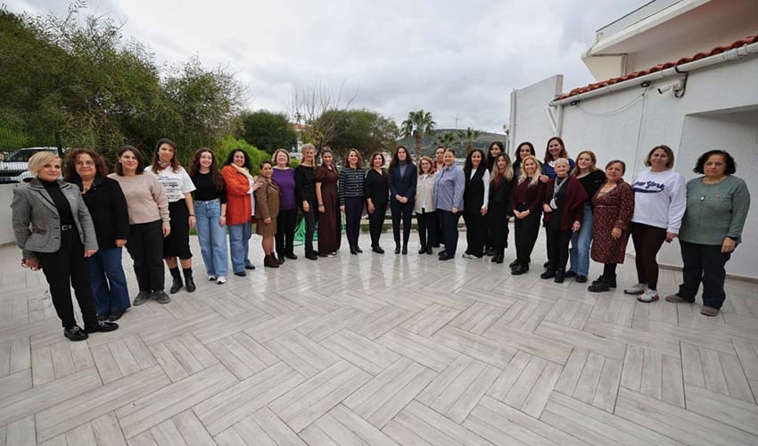 Kadının İnsan Hakları Eğitim Programı Çeşme’de tamamlandı