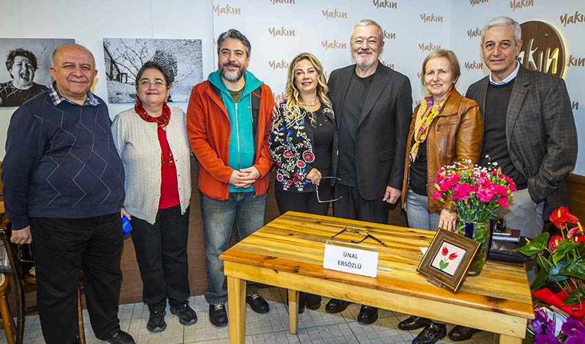 Ersözlü, ‘Böğürtlen Öpücüğü’nün imzaladı