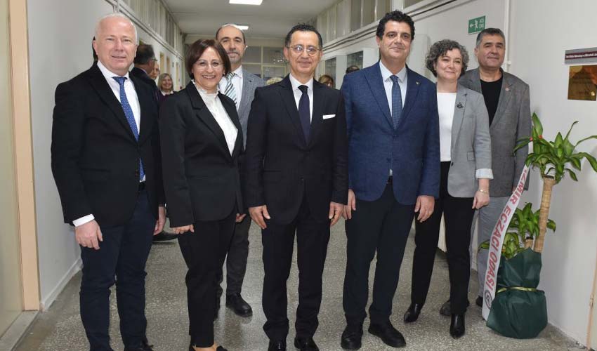 Mesleki dayanışma ile yenilenen laboratuvar hizmete açıldı