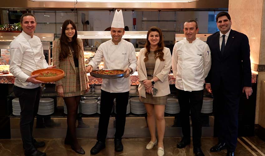 Swissôtel Büyük Efes İzmir'de iftar yemekleri başladı