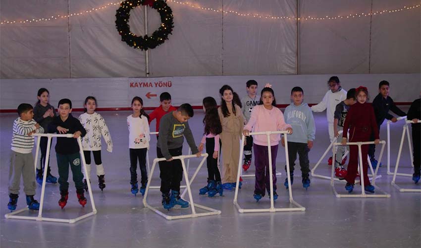Öğrenciler buz pistinde buluştu
