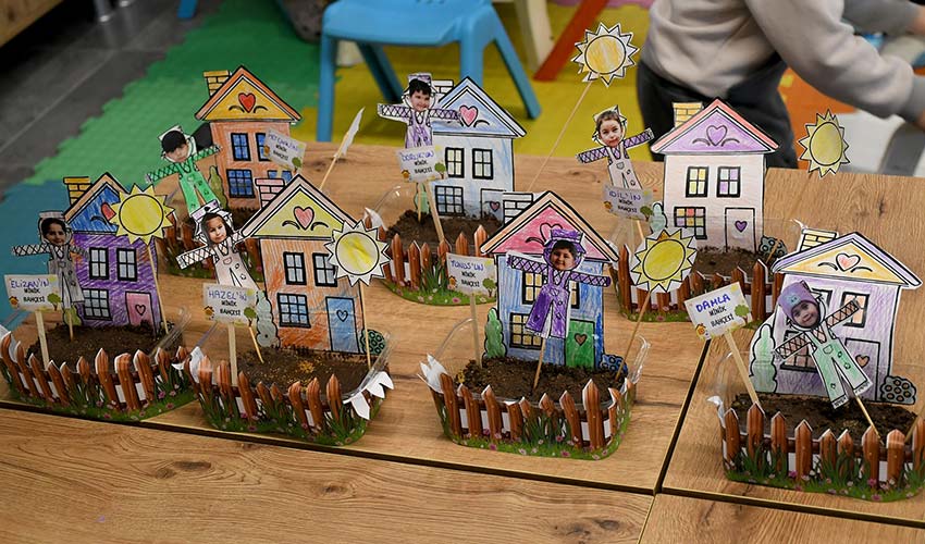 benim minik bahçeme tohum ektiler