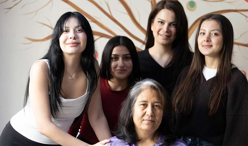 Hem saçlar hem kadınlar güçleniyor