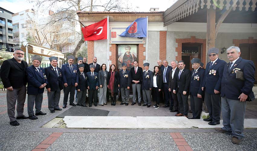 Gaziler ve şehit ailelerine anlamlı ziyaret