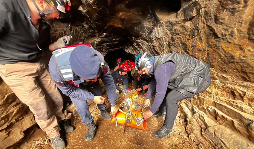 9 saatlik kurtarma seferberliği