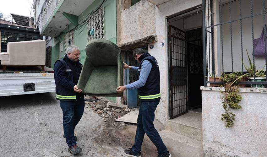Bağışlar ihtiyaç sahiplerine ulaştırılıyor