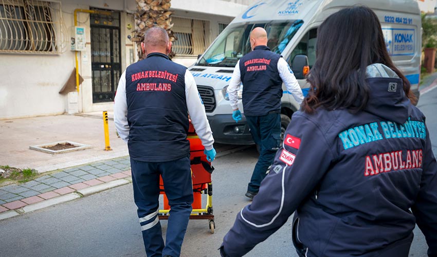 Hasta nakil hizmeti yüzleri güldürüyor