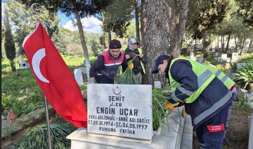 Şehit Kabirlerine Vefa Dokunuşu