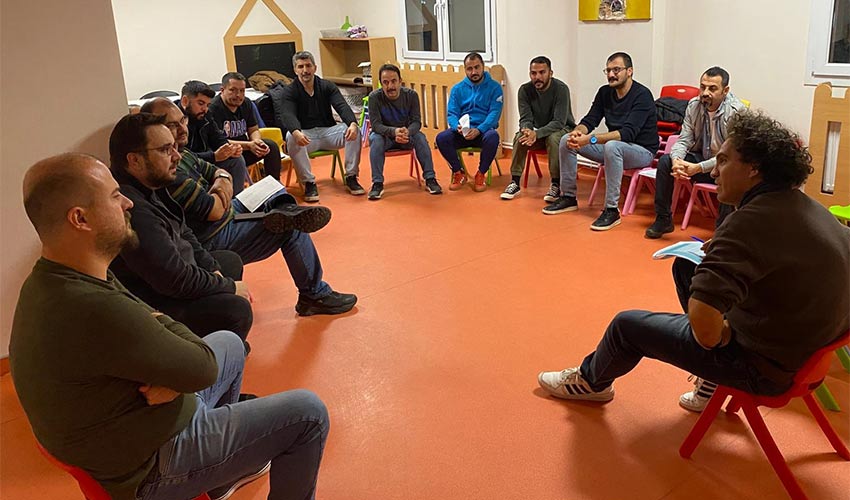 “Yeni nesil babalığı” öğreniyorlar